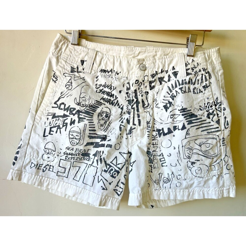 Diesel Men's 28 White Comic Graphic Graffiti Art Print Bermuda Shorts